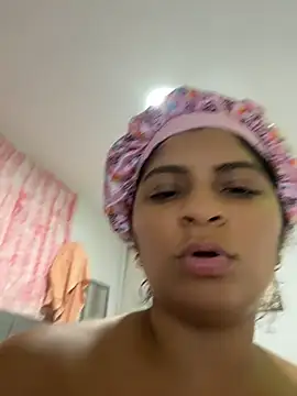 Tana_latin1- Adlı Modelin Canlı XXX Sohbeti