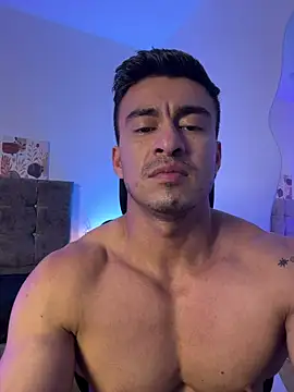 Chris_Clarck's Live XXX Chat