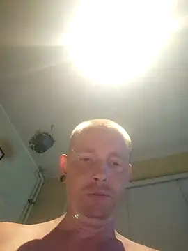 piercingpik live XXX chat