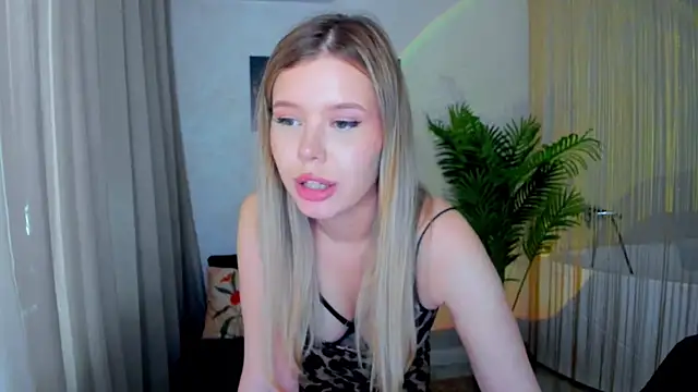 Chat XXX Live FollowLovee