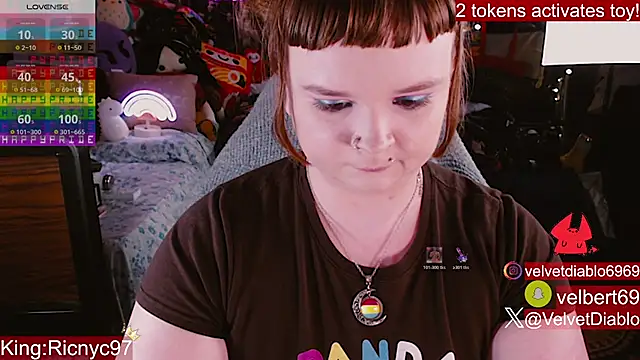 VelvetDiablo's Live XXX Chat