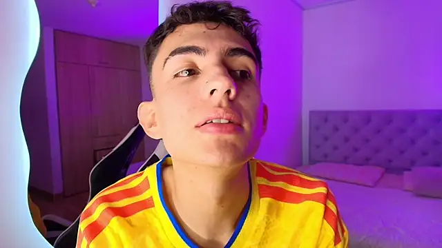 Eithan__wolf Live XXX Chat