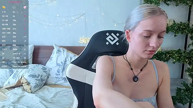 IdaValenti Chat XXX live