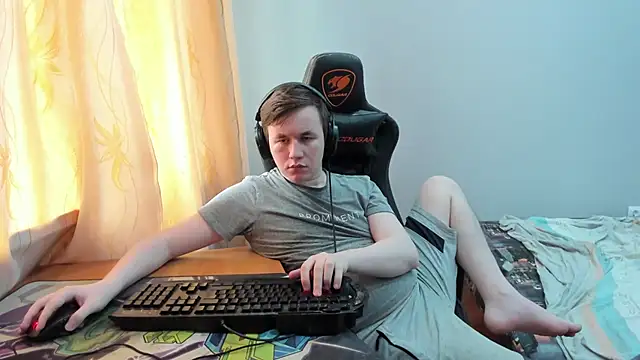 iliaskrislove Chat XXX live