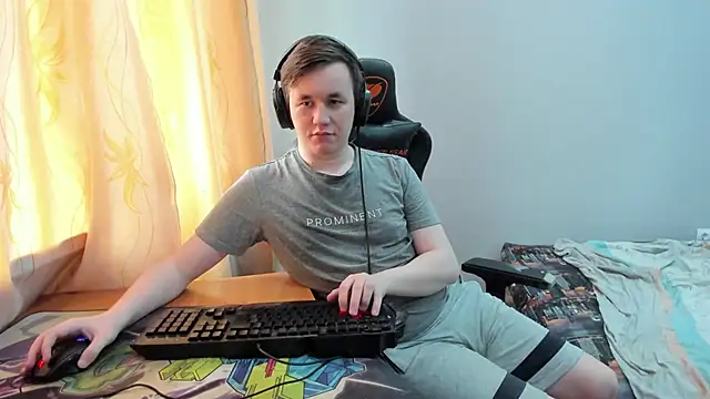 iliaskrislove Chat XXX live