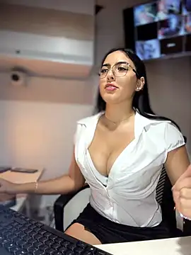 I_AM_SOPHIE_'s Live XXX Chat