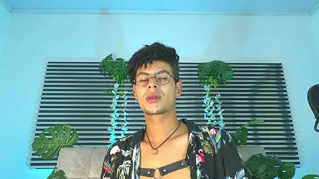 Chat XXX Live ThiiagoSaeenz