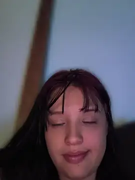 LorenRosse Adlı Modelin Canlı XXX Sohbeti