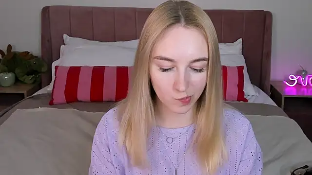 Shy_Polly Chat XXX live