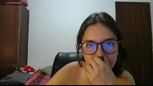 MadieeLorez Live XXX-Chat
