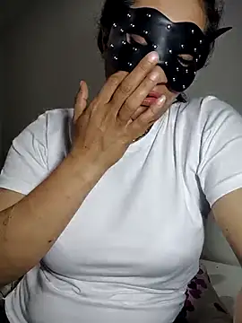 Živý XXX chat Nergiz2135
