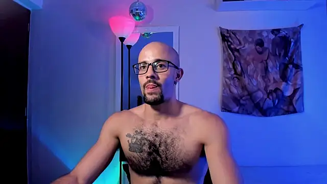 دردشة LarryGarzon الجنسية المباشرة