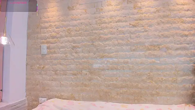 mirella_bowens Chat XXX in diretta
