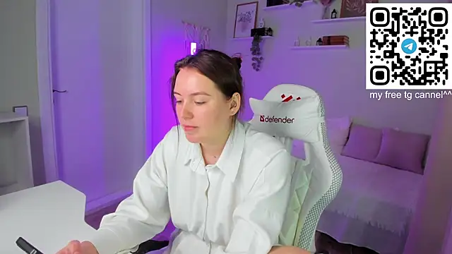 Laura_CollinsS Adlı Modelin Canlı XXX Sohbeti