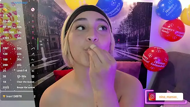 Chat +18 de Nina-Mars ao vivo