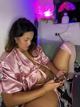 Ame_Desire Adlı Modelin Canlı XXX Sohbeti