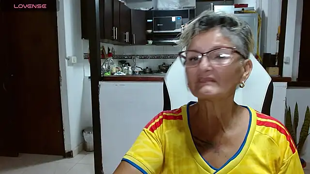 Chat +18 de bety-cum2 ao vivo