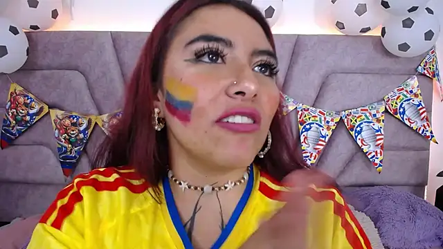 Jessica_Kraftt élő XXX-chatje