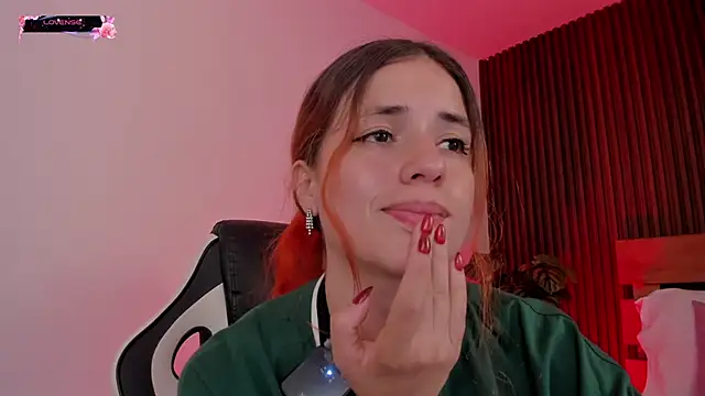 alliss_ginger_'s Live XXX Chat