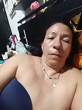 Antonela45 Adlı Modelin Canlı XXX Sohbeti