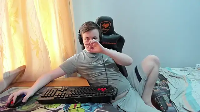 Вебкам-шоу iliaskrislove
