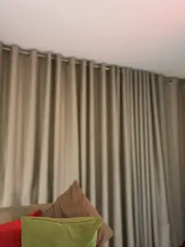 Zandrina Adlı Modelin Canlı XXX Sohbeti