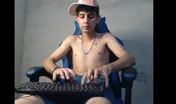 Garu_hot19 – Naživo XXX chat