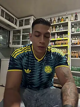 XXX chat uživo modela OliverWest04