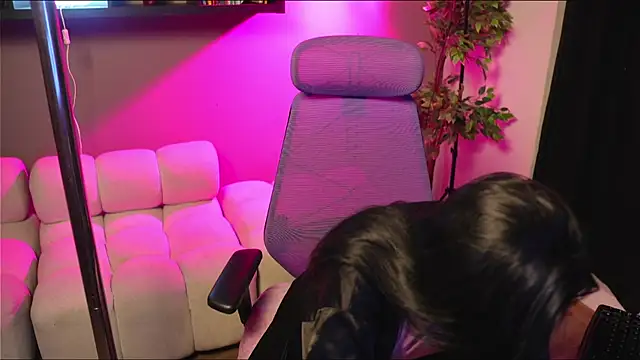 Emma_Lirys live XXX chat