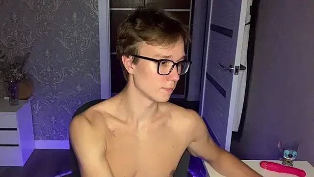 yyyyesssbb Live XXX-chat