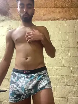 عرض كام Arabic_male07