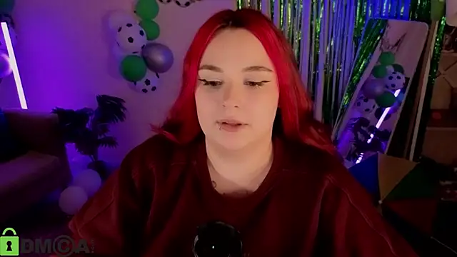 Mia_R0ss élő XXX-chatje