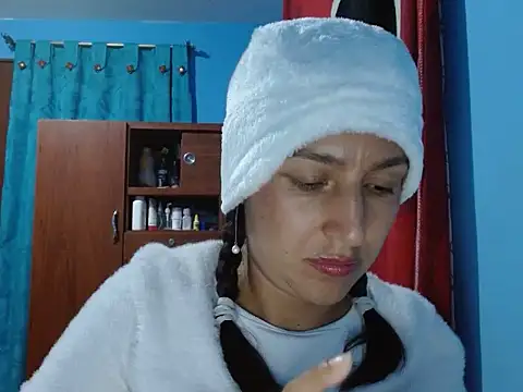 SarahFriendly Adlı Modelin Canlı XXX Sohbeti
