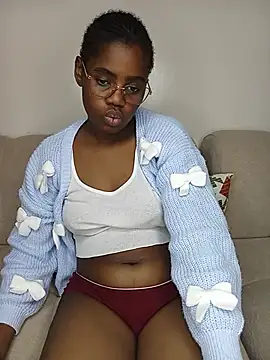 Chat XXX en directo de softglamqueen
