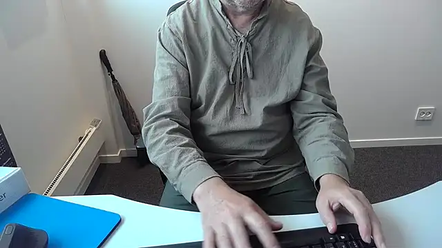 Buggemann Pertunjukan Webcam