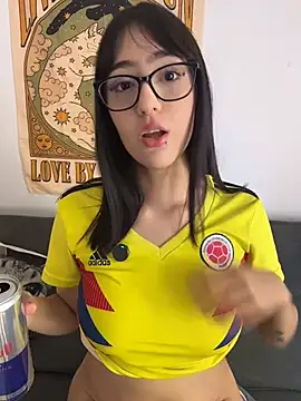 HinaSweet live XXX chat