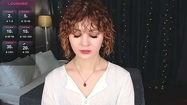 دردشة Kira__Fluffy الجنسية المباشرة