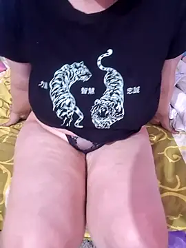SexyfrisexyのライブXXXチャット