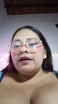 Chat +18 de Chizuqui25 ao vivo