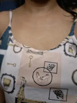 Živý XXX chat Nisha027
