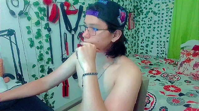แชท XXX สดของ Andy_gray