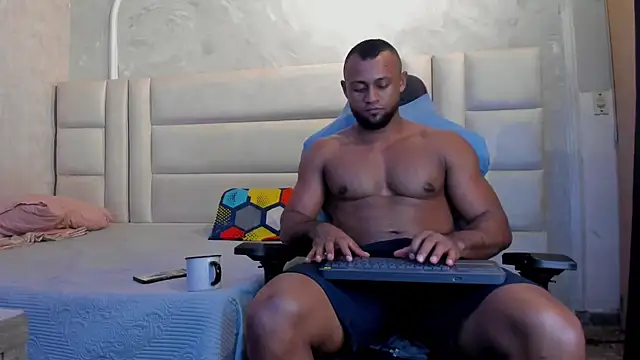 Dark_lennox's Live XXX Chat