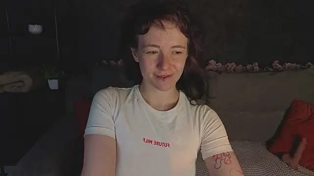 Chat +18 de Ricki_Bloom ao vivo