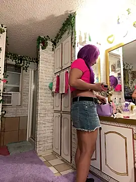 TranSexualJade95 Adlı Modelin Canlı XXX Sohbeti