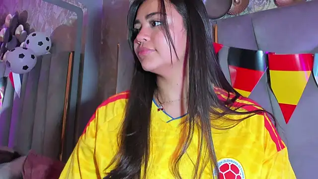 Chat +18 de KimDevinne ao vivo
