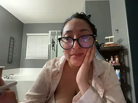 Chat XXX en directo de Goddessxxrosexx