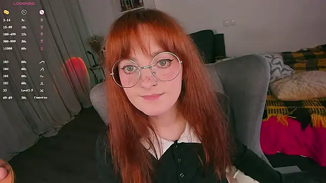 Chat +18 de Alice_CutePerv ao vivo