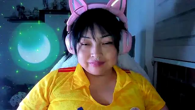 Chat +18 de Shaddycute_ ao vivo