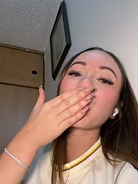 Онлайн чат XXX Hannah_Lane