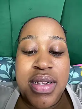 Curveybubbles23 লাইভ XXX চ্যাট